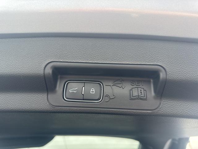 used 2024 Ford Explorer car, priced at $34,427