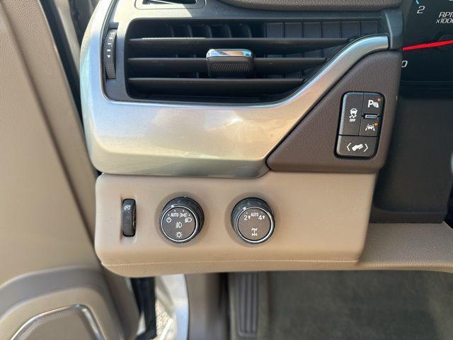 used 2017 Chevrolet Suburban car, priced at $24,999