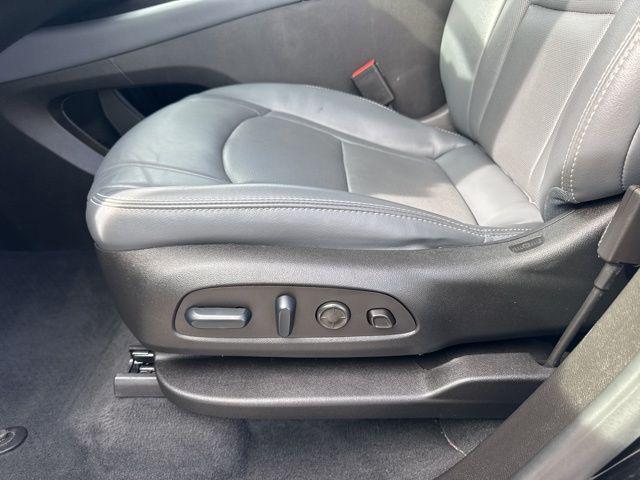 used 2024 Buick Enclave car, priced at $25,990