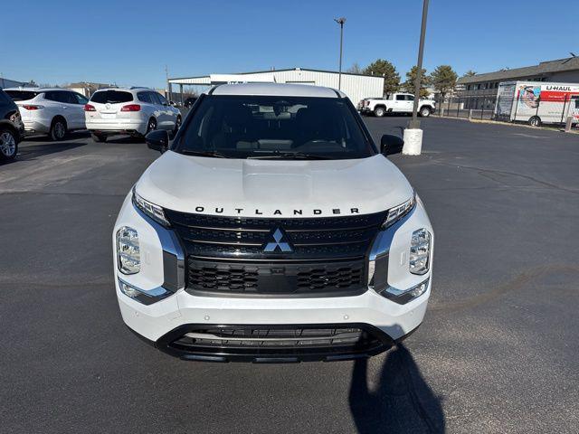 used 2023 Mitsubishi Outlander car, priced at $25,990