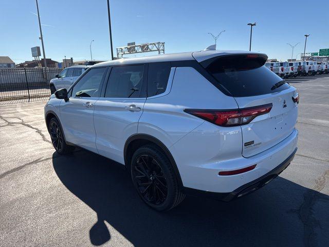 used 2023 Mitsubishi Outlander car, priced at $25,990