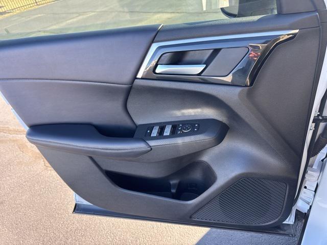 used 2023 Mitsubishi Outlander car, priced at $27,897