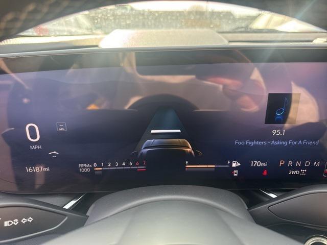 used 2025 Buick Envision car, priced at $26,990