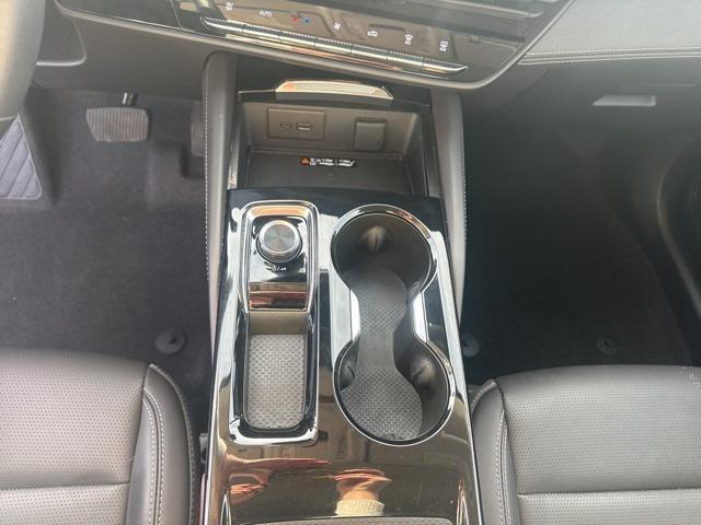 used 2025 Buick Envision car, priced at $26,990