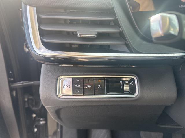 used 2025 Buick Envision car, priced at $26,990