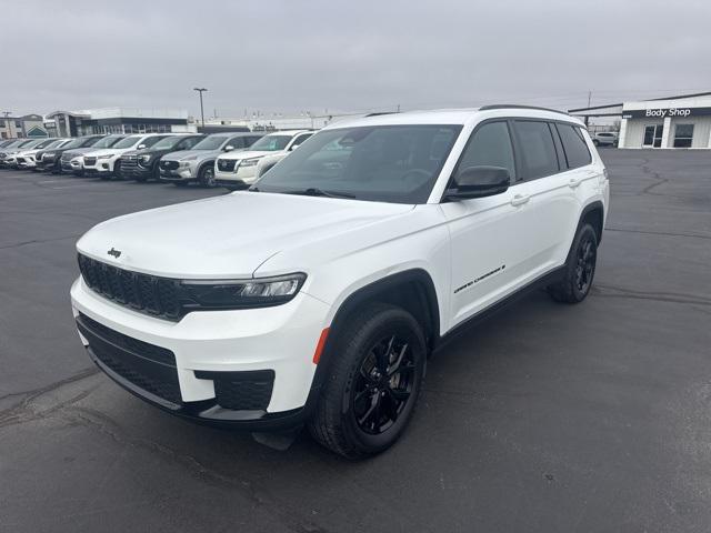 used 2024 Jeep Grand Cherokee L car, priced at $25,999