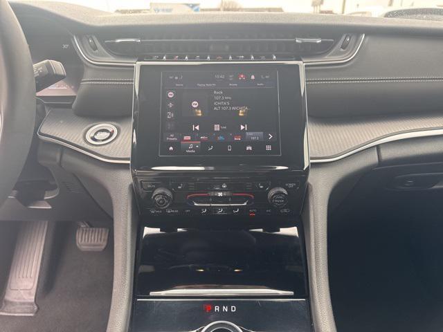 used 2024 Jeep Grand Cherokee L car, priced at $25,999