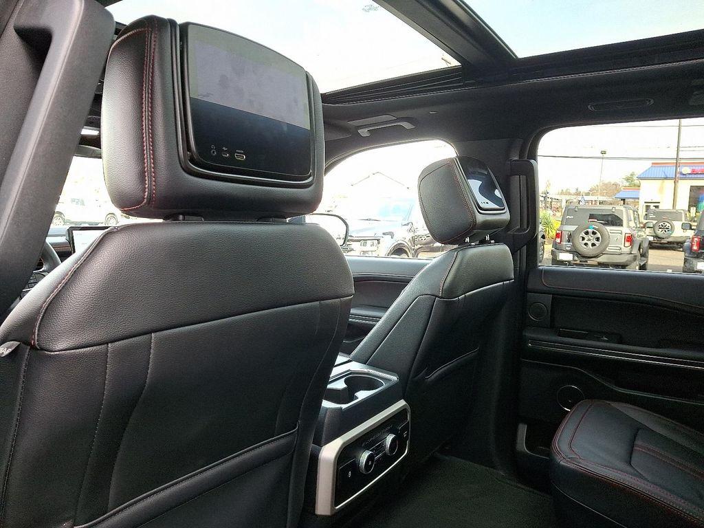 used 2022 Ford Expedition Max car, priced at $60,997