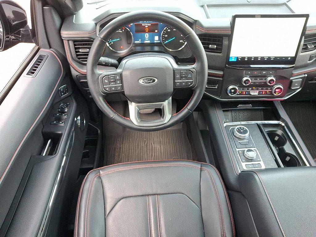 used 2022 Ford Expedition Max car, priced at $60,997