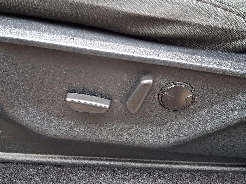 used 2023 Ford F-150 car, priced at $36,897