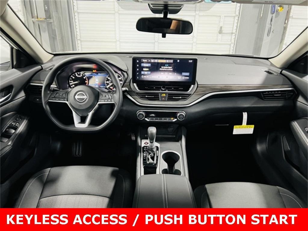 new 2025 Nissan Altima car, priced at $31,005
