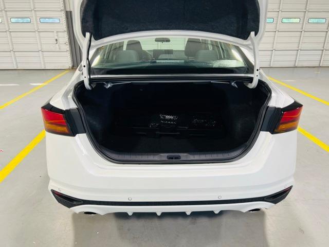 new 2025 Nissan Altima car, priced at $31,005