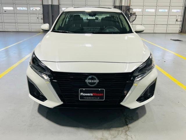 new 2025 Nissan Altima car, priced at $31,005