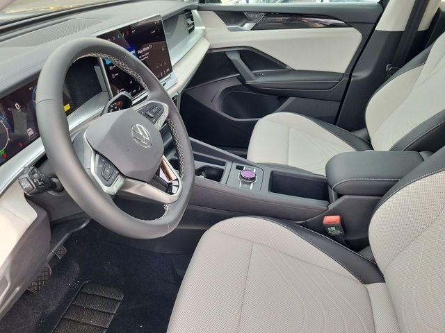 new 2025 Volkswagen Tiguan car, priced at $32,489