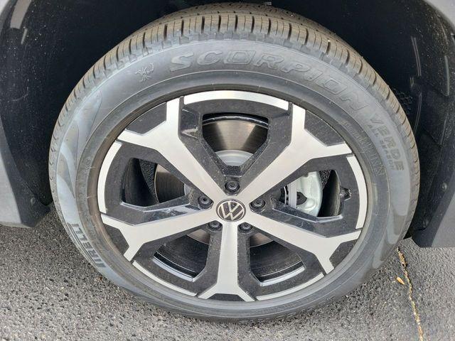 new 2025 Volkswagen Tiguan car, priced at $32,489