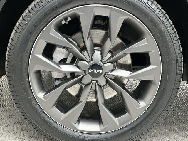 used 2022 Kia Sorento car, priced at $26,806