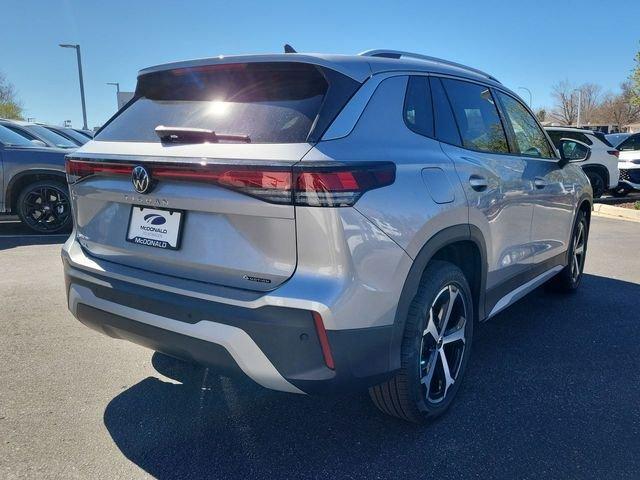 new 2026 Volkswagen Tiguan car, priced at $35,818