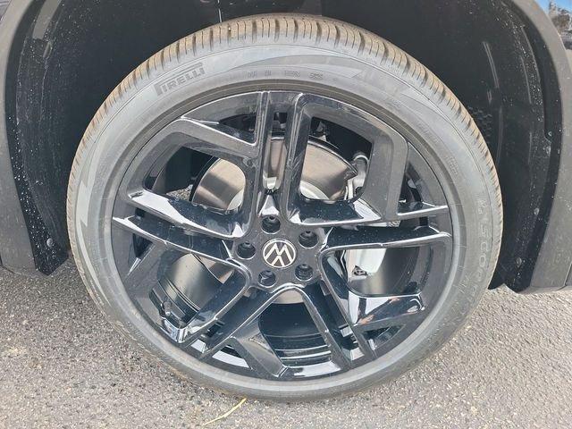 new 2026 Volkswagen Tiguan car, priced at $38,448