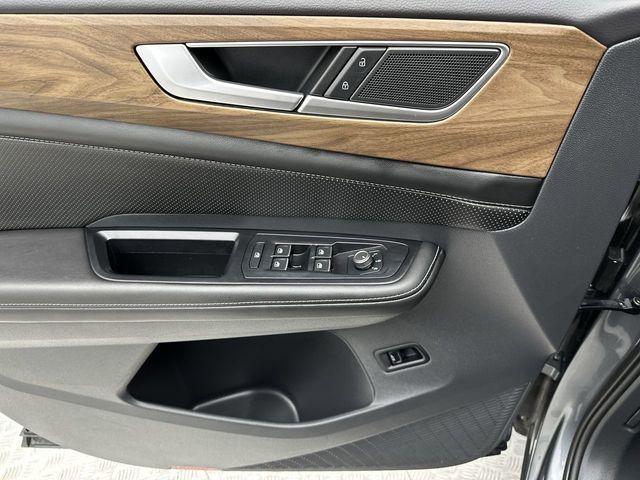 used 2024 Volkswagen Atlas car, priced at $28,501