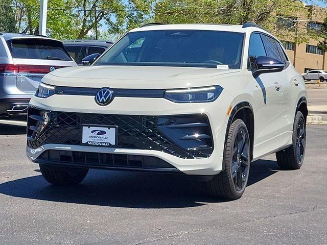 new 2026 Volkswagen Tiguan car, priced at $36,948
