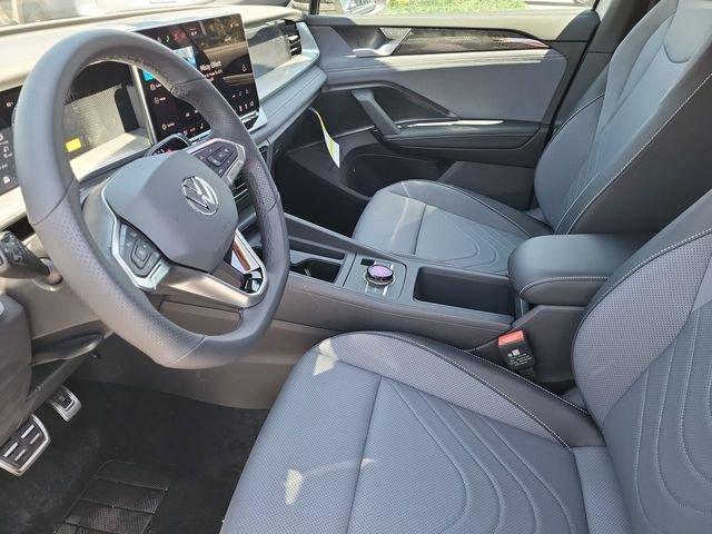 new 2026 Volkswagen Tiguan car, priced at $36,948