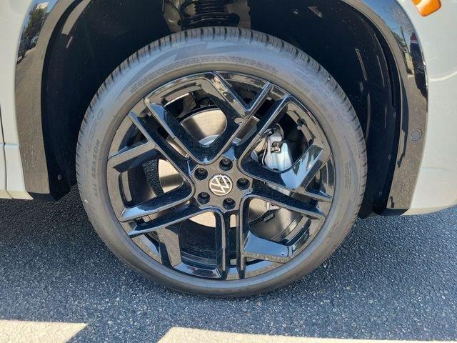 new 2026 Volkswagen Tiguan car, priced at $36,948