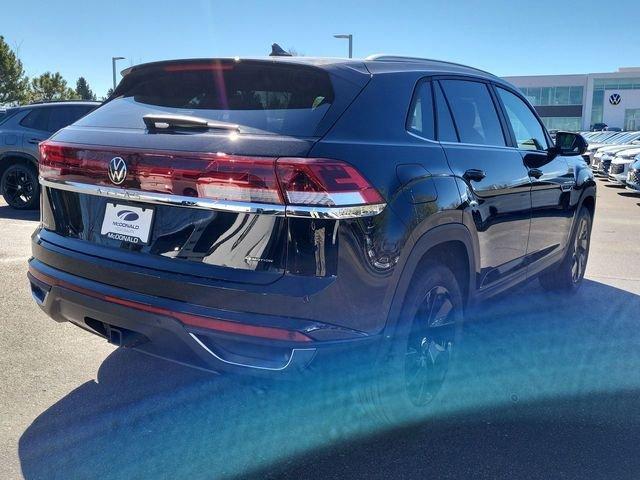 new 2026 Volkswagen Atlas Cross Sport car, priced at $44,510