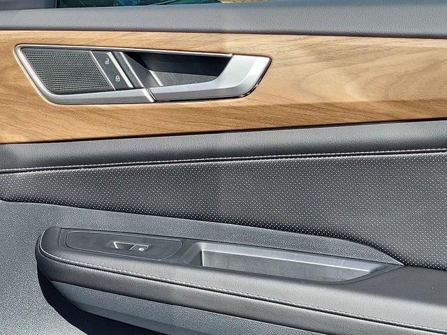 new 2026 Volkswagen Atlas car, priced at $46,263