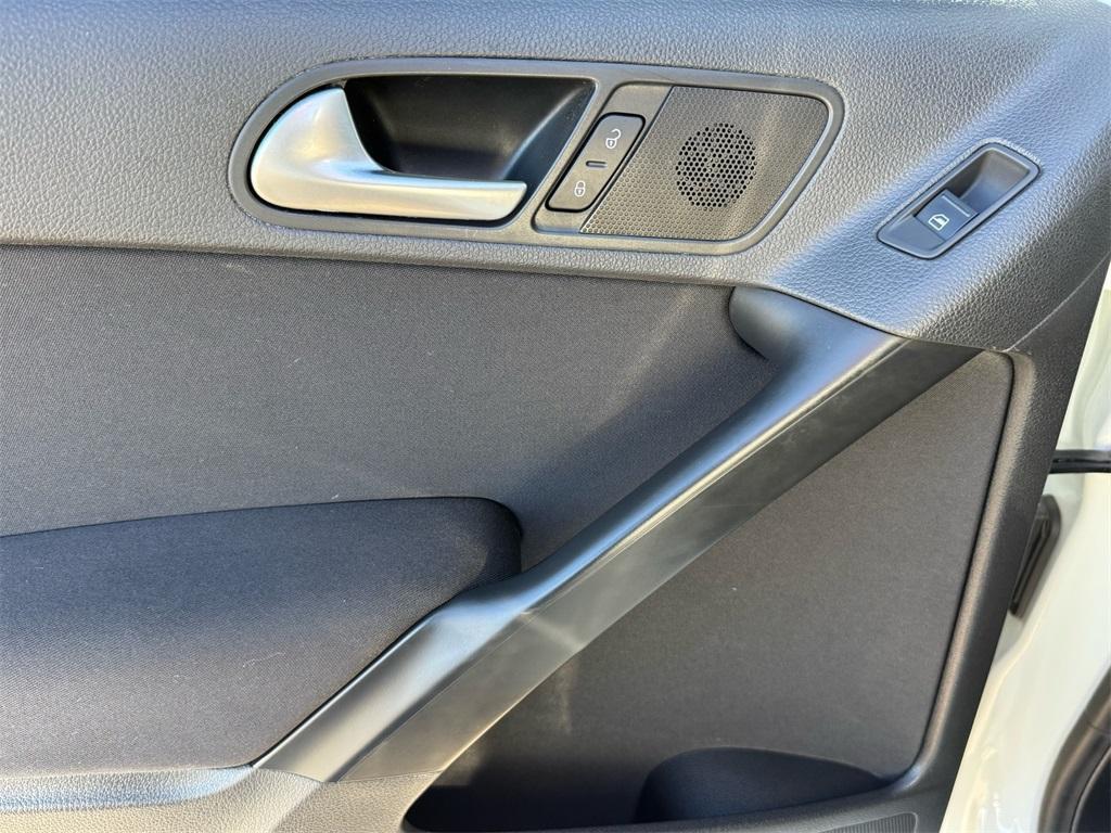 used 2017 Volkswagen Tiguan Limited car, priced at $13,890