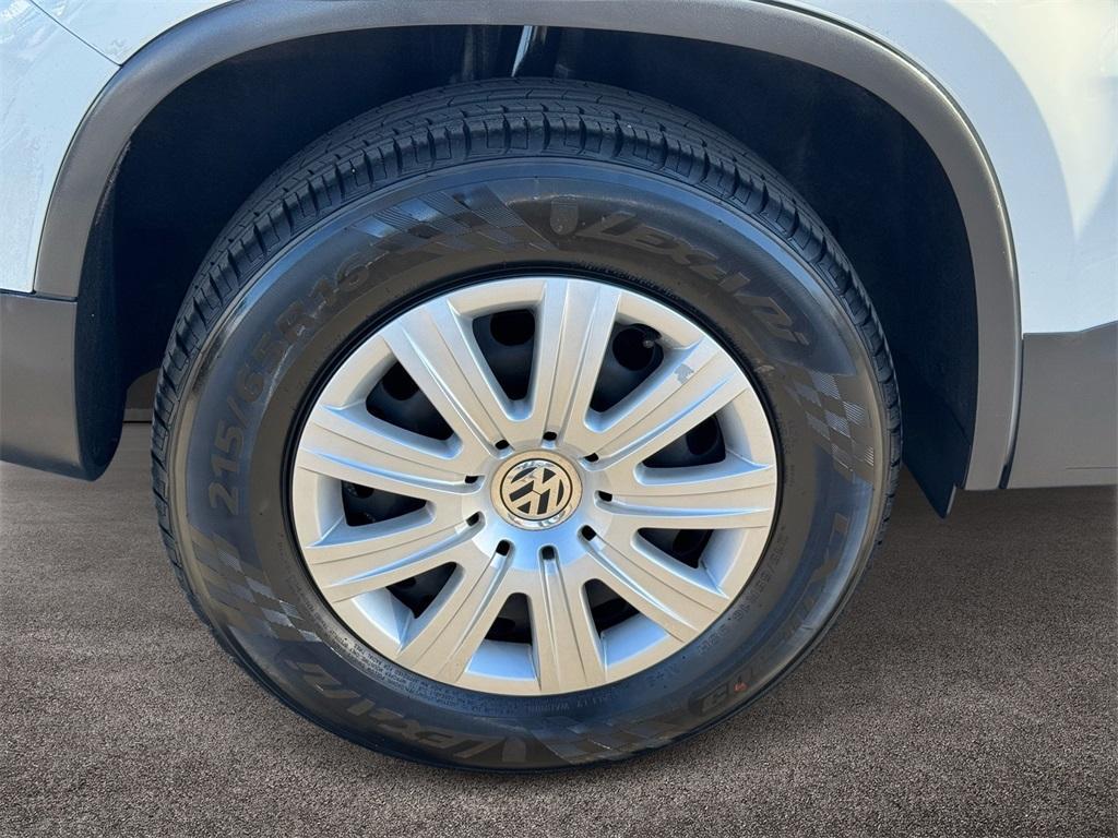 used 2017 Volkswagen Tiguan Limited car, priced at $13,890