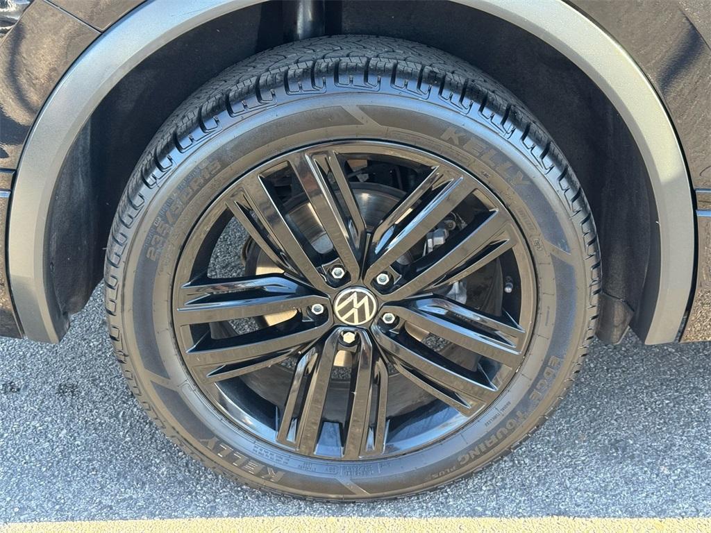 used 2022 Volkswagen Tiguan car, priced at $21,590