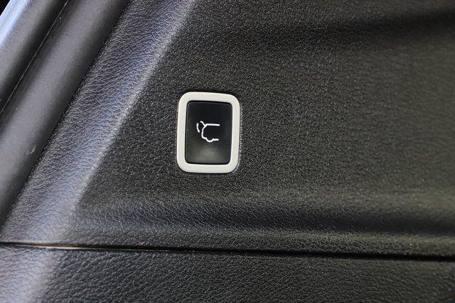 used 2020 Chrysler Pacifica car, priced at $23,953