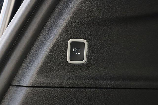 new 2026 Chrysler Pacifica car, priced at $44,978