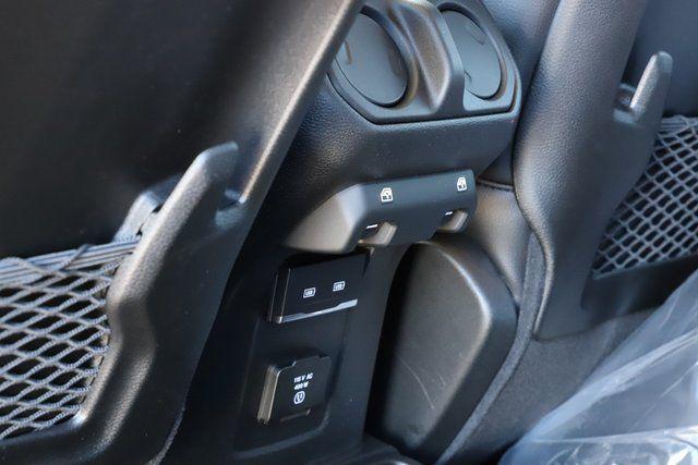 new 2026 Jeep Gladiator car, priced at $58,971