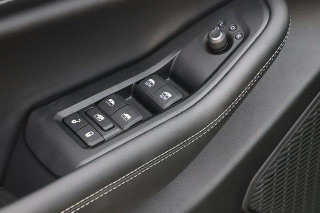 new 2025 Jeep Grand Cherokee L car, priced at $38,696