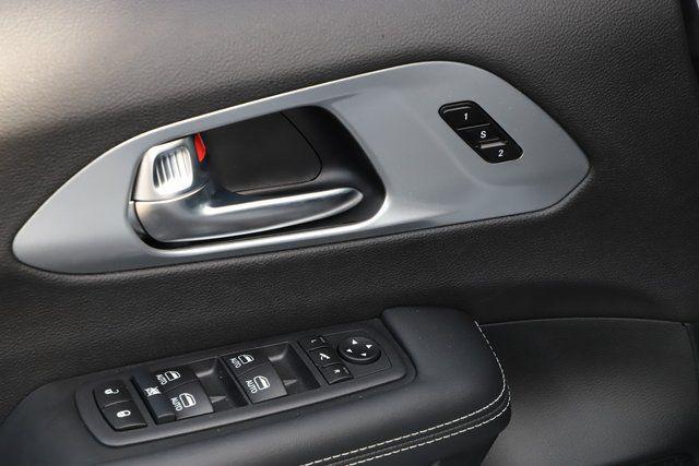 new 2026 Chrysler Pacifica car, priced at $48,887