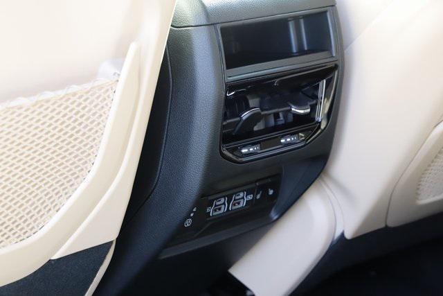 new 2025 Jeep Grand Cherokee car, priced at $42,688