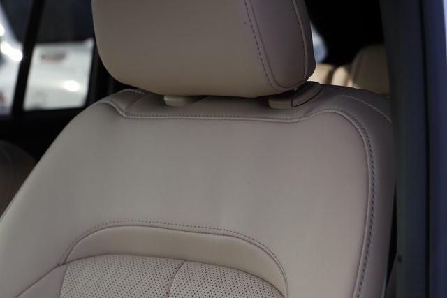 new 2025 Jeep Grand Cherokee car, priced at $42,688