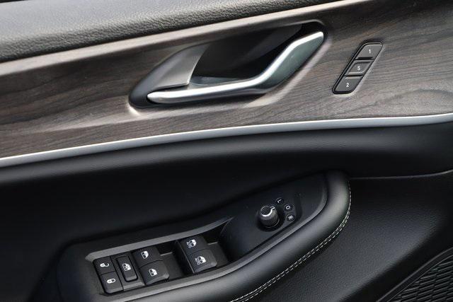 new 2025 Jeep Grand Cherokee L car, priced at $45,889