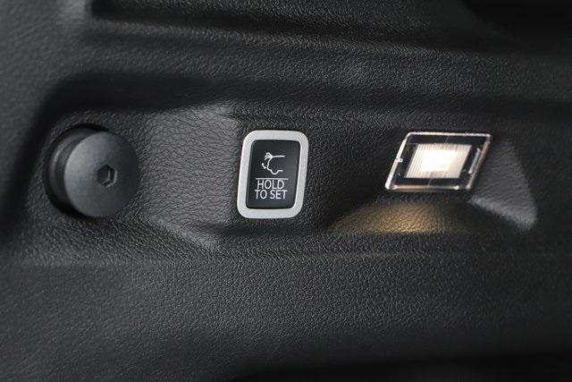 new 2025 Jeep Grand Cherokee L car, priced at $45,889