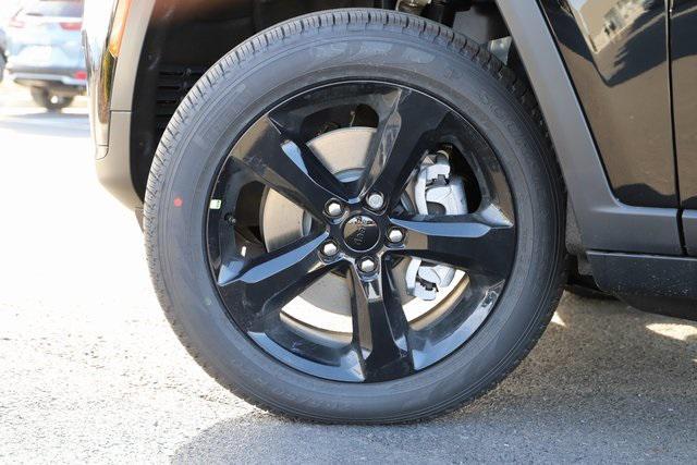 new 2025 Jeep Grand Cherokee L car, priced at $40,948