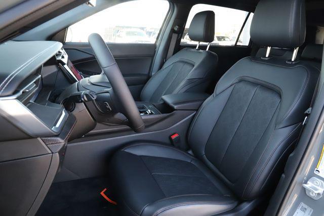 new 2026 Jeep Cherokee car, priced at $46,327