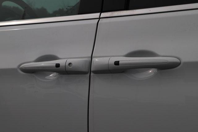 new 2026 Chrysler Pacifica car, priced at $43,801