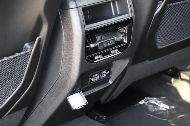 new 2026 Jeep Grand Cherokee car, priced at $43,285