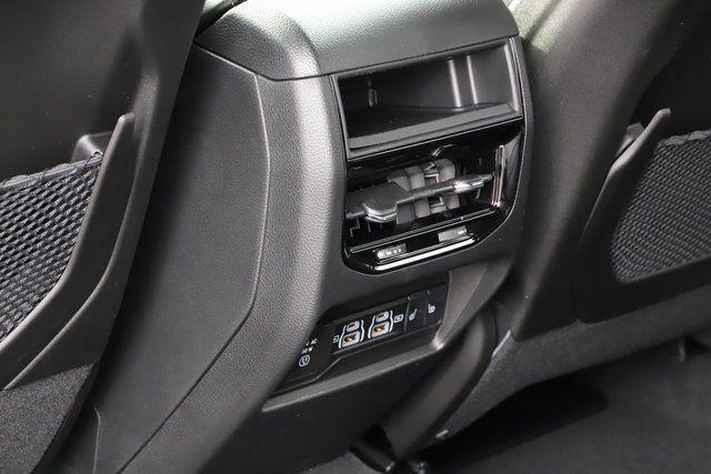 new 2025 Jeep Grand Cherokee car, priced at $45,855