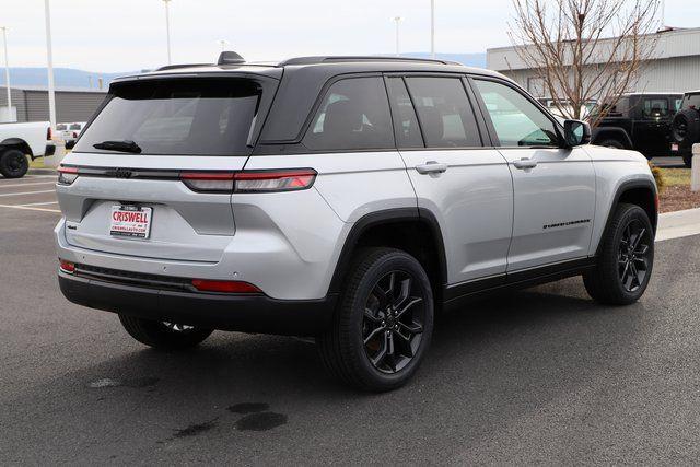 new 2025 Jeep Grand Cherokee car, priced at $45,855