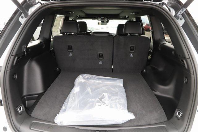 new 2025 Jeep Grand Cherokee car, priced at $44,705