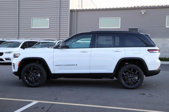 new 2025 Jeep Grand Cherokee car, priced at $43,509