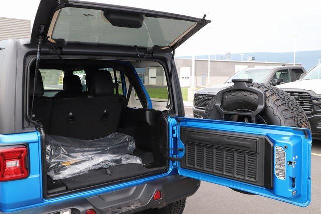 new 2025 Jeep Wrangler car, priced at $50,655