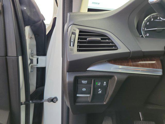 used 2017 Acura MDX car, priced at $21,043